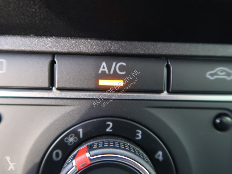 Personenwagen mpv tweedehands volkswagen transporter e-abt 7 persoons automaat airco parkeersensors volledig elektrisch elektrisch 07/04/2020 - Ref. 16844154-AWD - Photo 10