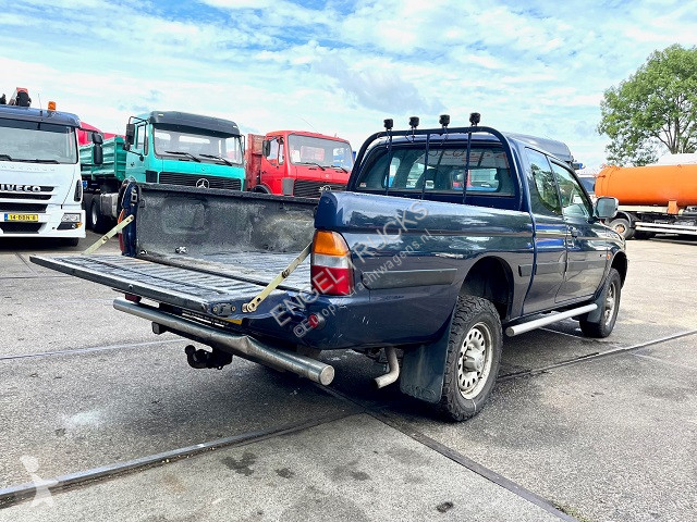 Personenwagen pick-up tweedehands mitsubishi l 200 club cab 4wd pick up diesel 10/01/2002 - 99 CV - Ref. SN 53377889 - Photo 15