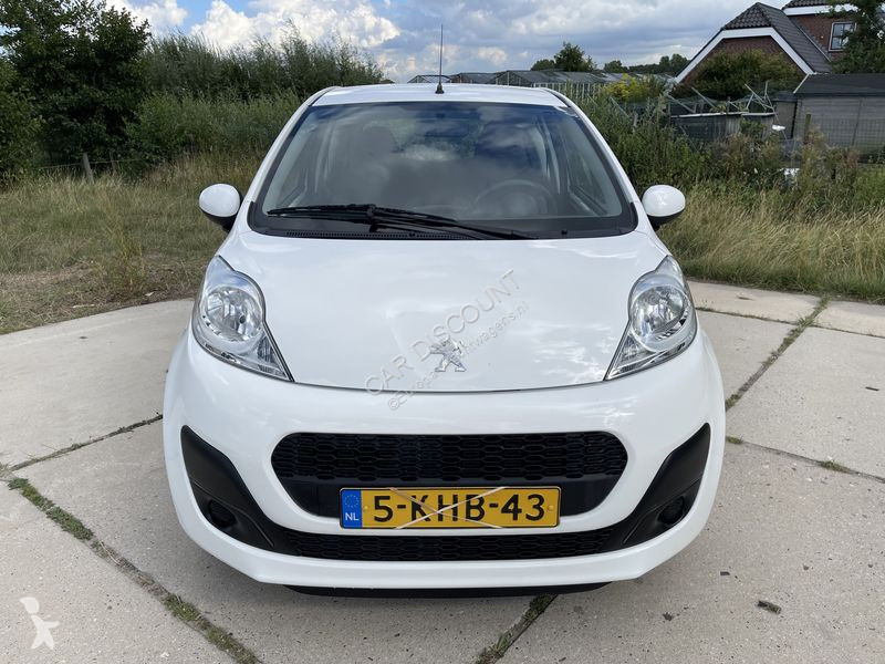 Personenwagen tweedehands peugeot 107 1.0 96.095km nap airco 4 zitplaatsen zeer zuinig benzine 22/04/2013 - 67 CV - Ref. 17521065-AWD - Photo 2